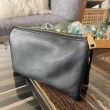 Load image into Gallery viewer, Black Crossbody Clutch Purse
