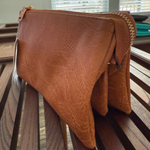 Load image into Gallery viewer, Saddle Crossbody Clutch Purse