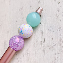 Load image into Gallery viewer, Bead Pen Pastel Paint Splatter