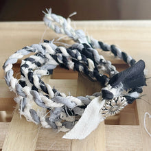 Load image into Gallery viewer, &lt;b&gt;Step #2:&lt;/b&gt; Pick Your Kimono Wrap 053
